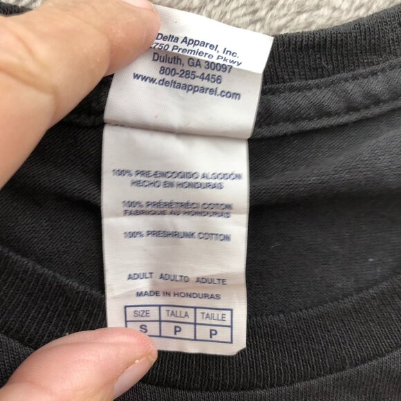 Delta Pro Weight Women Cummins T-Shirt Small Short Sleeve Black Graphic Tee Casu - Picture 6 of 10